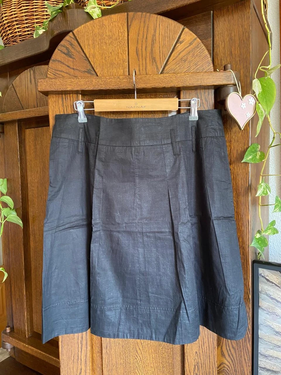 Falda de verano negra, tela fina. C&A. Talla 48 – photo 5